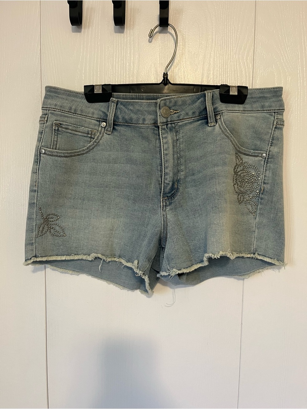 NWOT | Light Blue Denim Cutoff Shorts w/ Studded Floral Detail
